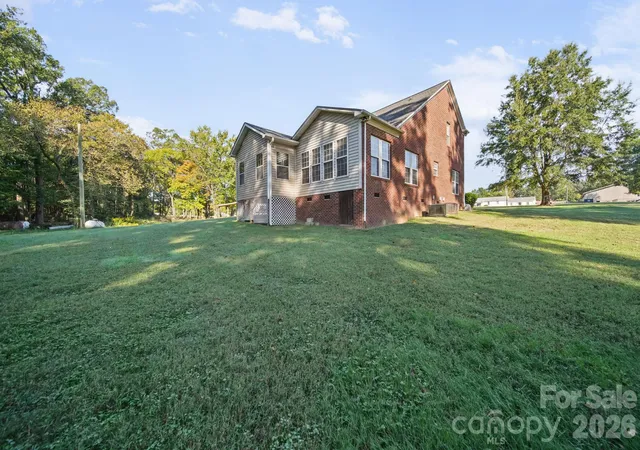 Photo 2 of Single family home for sale at 4616 Olive Branch Rd, Wingate, NC 28174 | MLS# 4431938 | Listing updated on 2026-10-20