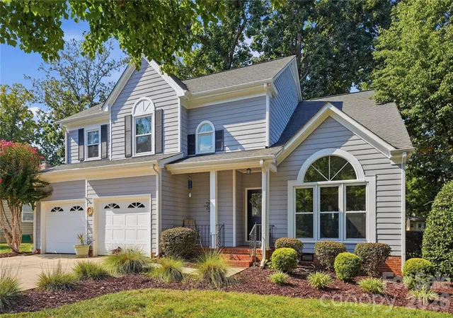 Photo 3 of Single family home for sale at 180 Bridgeport Dr, Mooresville, NC 28117 | MLS# 4431939 | Listing updated on 2026-10-18