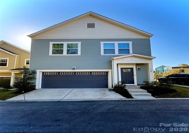 Single family home for sale at 516 Kingsway Cir, Charlotte, NC 28214 | MLS# 4431956
