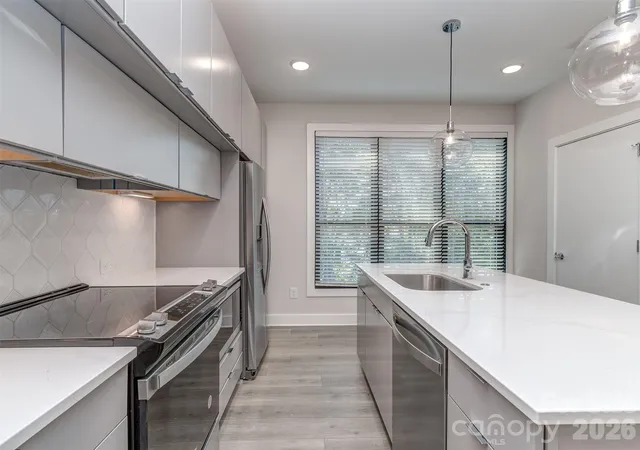 Listing Photo 5 - Condo for sale in building located at 4532 Radler Ct, Charlotte, NC 28217