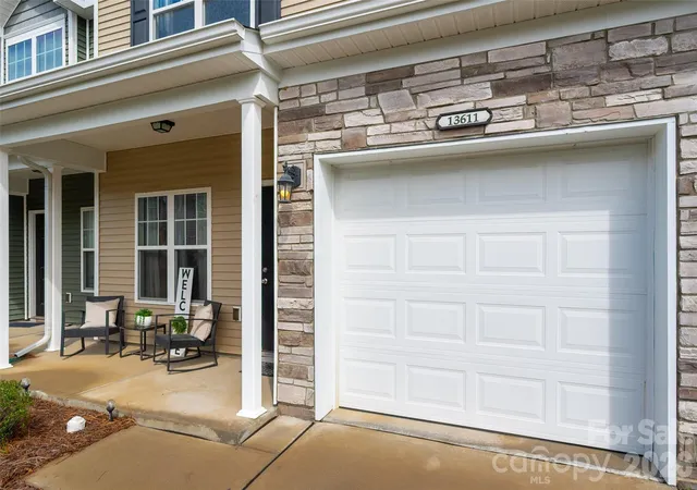 Photo 4 of Townhouse for sale at 13611 Browhill Ln, Charlotte, NC 28278 | MLS# 4431970 | Listing updated on 2026-10-07