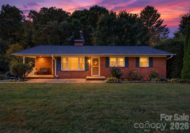 Photo 1 of Single family home for sale at 230 Rhoda St, Canton, NC 28716 | MLS# 4431975 | Listing updated on 2026-10-15