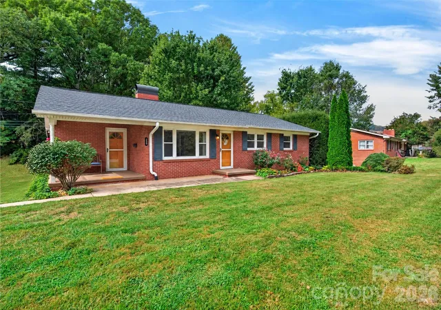Photo 3 of Single family home for sale at 230 Rhoda St, Canton, NC 28716 | MLS# 4431975 | Listing updated on 2026-10-15