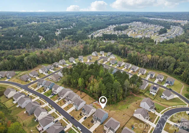 Photo 4 of Single family home for sale at 299 Hamptons Cvs Rd, Troutman, NC 28166 | MLS# 4431979 | Listing updated on 2026-10-07
