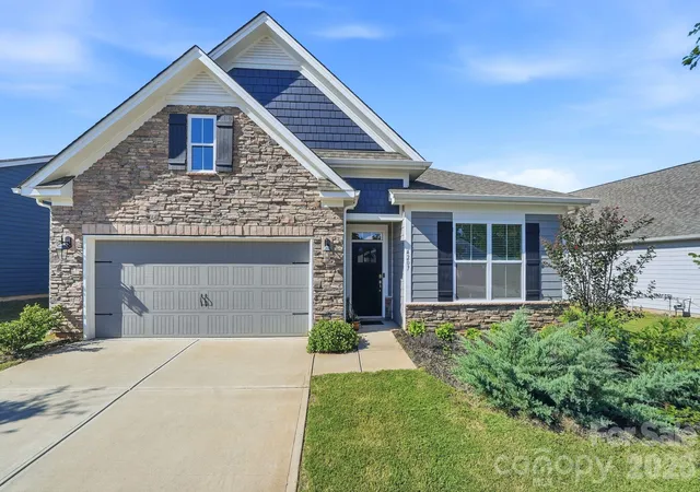 Single family home for sale at 4207 Millstream Rd, Denver, NC 28037 | MLS# 4431983