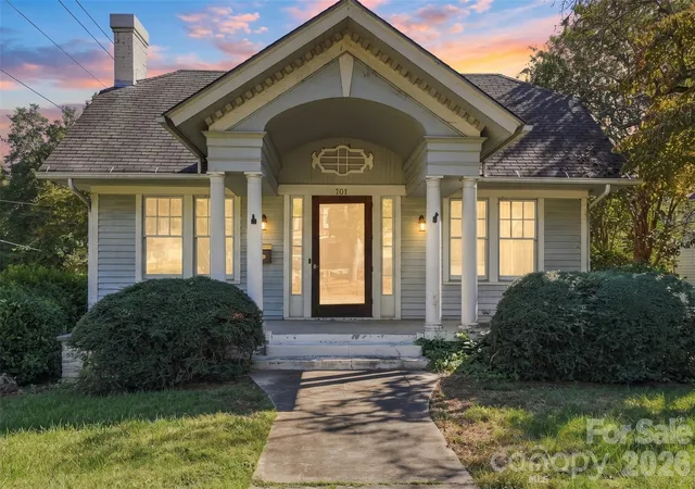 Photo 3 of Single family home for sale at 701 S Hayne St, Monroe, NC 28112 | MLS# 4431991 | Listing updated on 2026-10-16
