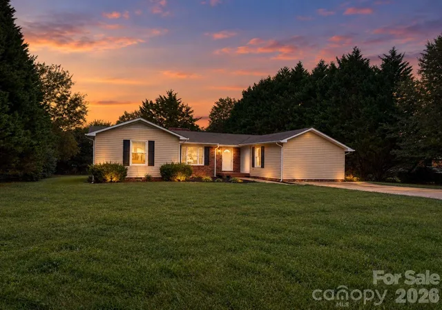 Photo 1 of Single family home for sale at 2534 Teague St, Lincolnton, NC 28092 | MLS# 4432012 | Listing updated on 2026-10-16