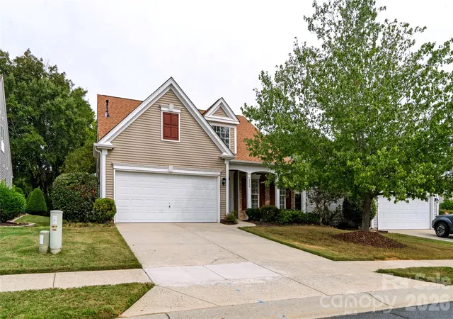 Photo 1 of Single family home for sale at 9150 Beaver Brk Way, Charlotte, NC 28277 | MLS# 4432015 | Listing updated on 2026-10-14