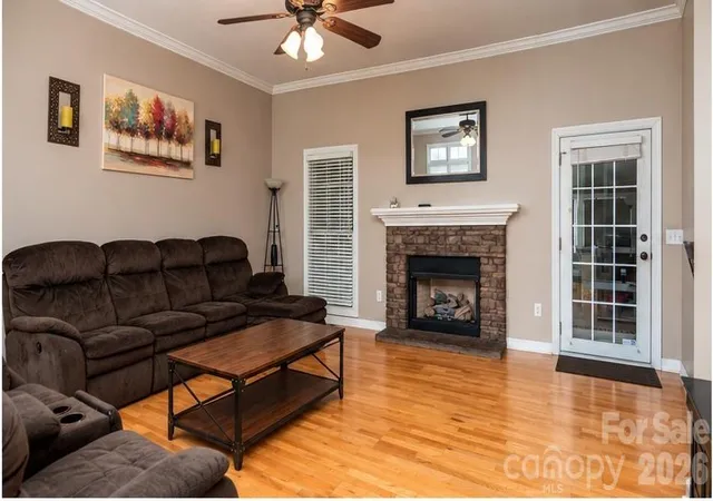 Photo 3 of Single family home for sale at 2915 Woodfield Ln, Lincolnton, NC 28092 | MLS# 4432025 | Listing updated on 2026-10-10
