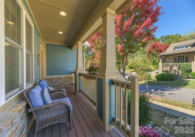 Photo 4 of Single family home for sale at 3 Bungalow Way, Asheville, NC 28804 | MLS# 4432035 | Listing updated on 2026-10-09