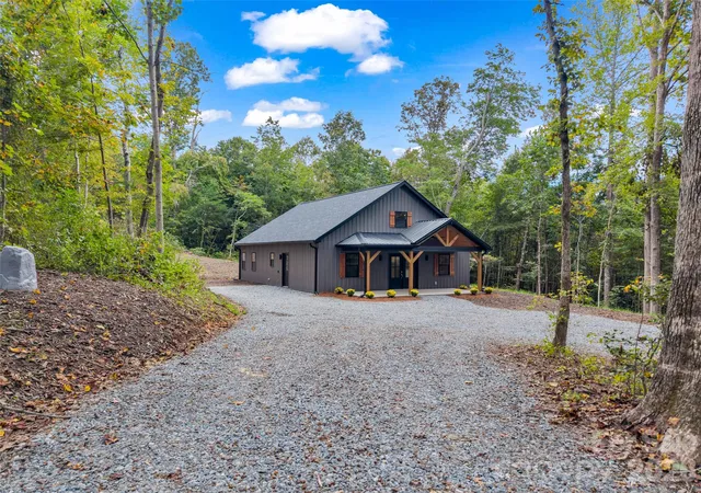 Photo 3 of Single family home for sale at 2718 Cove Rd, Rutherfordton, NC 28139 | MLS# 4432044 | Listing updated on 2026-10-08