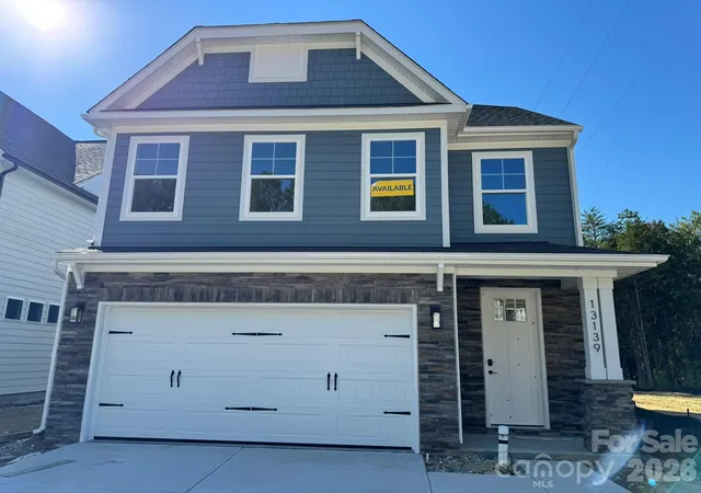 Single family home for sale at 13139 Foxberry Rd, Charlotte, NC 28213 | MLS# 4432052