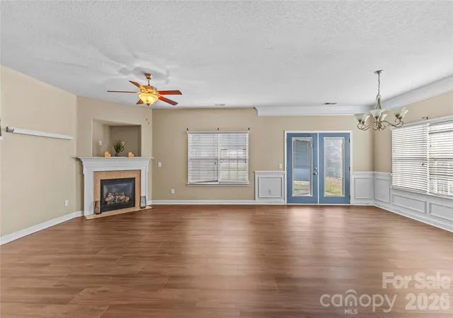 Photo 2 of Single family home for sale at 2532 Glyncastle Way, Gastonia, NC 28056 | MLS# 4432060 | Listing updated on 2026-10-07