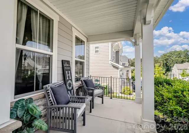 Photo 4 of Single family home for sale at 15213 Shallow Ridge Rd, Charlotte, NC 28278 | MLS# 4432062 | Listing updated on 2026-10-08