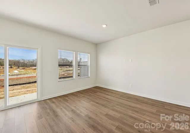 Photo 4 of Townhouse for sale at 453 Markridge Loop, Fort Mill, SC 29708 | MLS# 4432063 | Listing updated on 2026-10-07