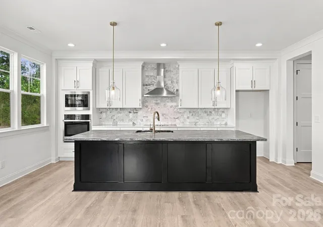Photo 2 of Single family home for sale at 3186 Timber Run Ln, Maiden, NC 28650 | MLS# 4432086 | Listing updated on 2026-10-24