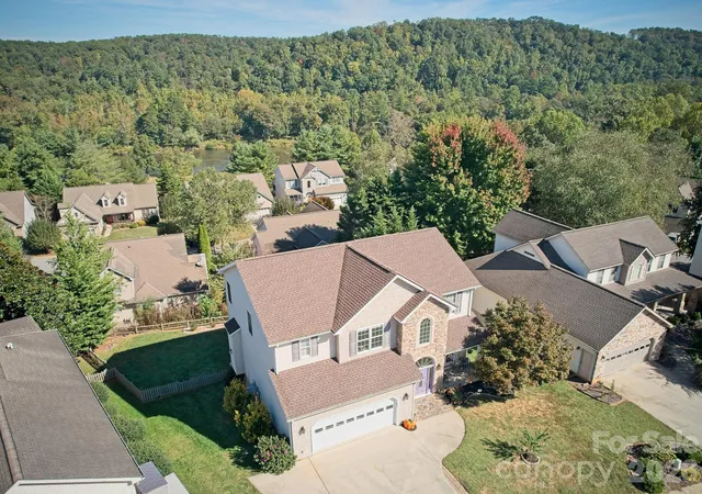 Photo 3 of Single family home for sale at 230 Rivercrest Blvd, Arden, NC 28704 | MLS# 4432098 | Listing updated on 2026-10-10