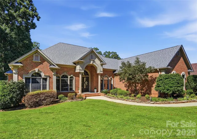 Single family home for sale at 2469 Stoneview Ct, Denver, NC 28037 | MLS# 4432100