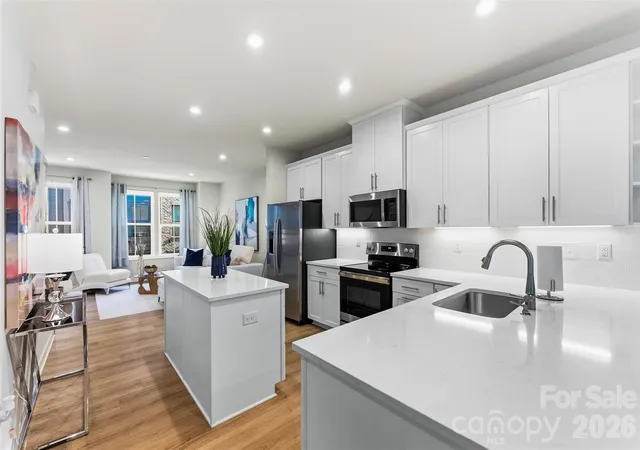Photo 4 of Townhouse for sale at 3028 Terroir Ln, Charlotte, NC 28217 | MLS# 4432110 | Listing updated on 2026-10-09
