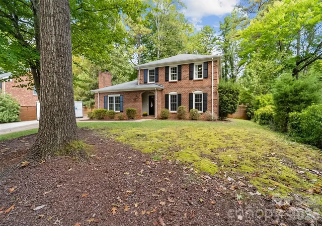 Photo 3 of Single family home for sale at 9151 Hinson Dr, Matthews, NC 28105 | MLS# 4432115 | Listing updated on 2026-10-10