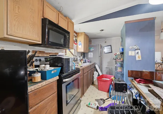 Photo 4 of Single family home for sale at 255 Dusty Ln, Marshall, NC 28753 | MLS# 4432122 | Listing updated on 2026-10-07