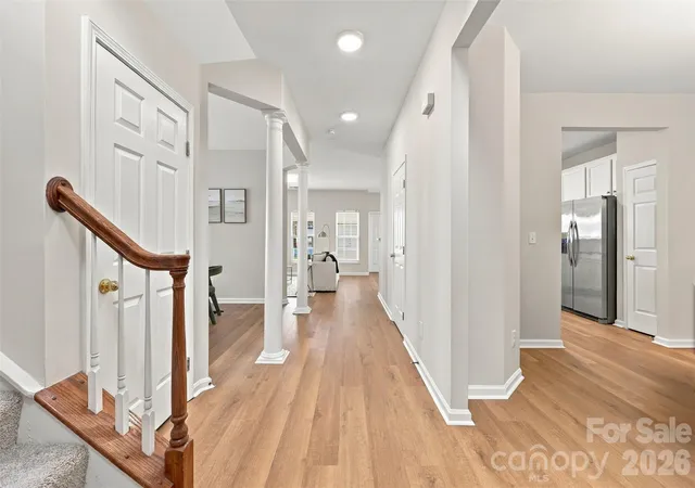 Photo 4 of Single family home for sale at 11705 Kingsley View Dr, Charlotte, NC 28277 | MLS# 4432126 | Listing updated on 2026-10-24