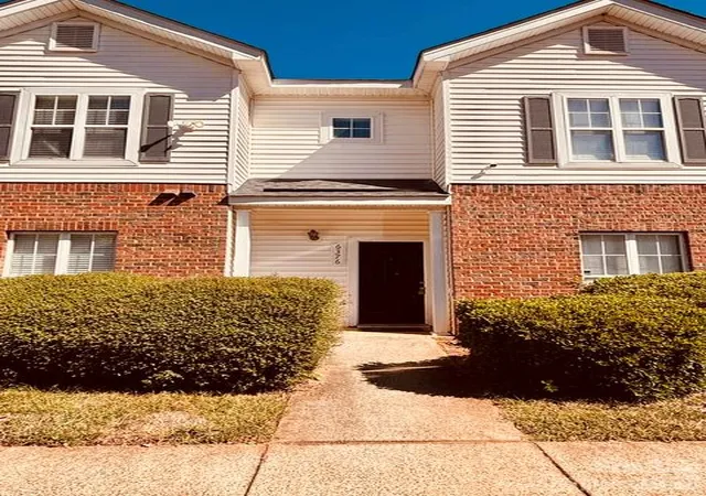 Townhouse for sale at 6376 Mallard View Ln, Charlotte, NC 28269 | MLS# 4432128