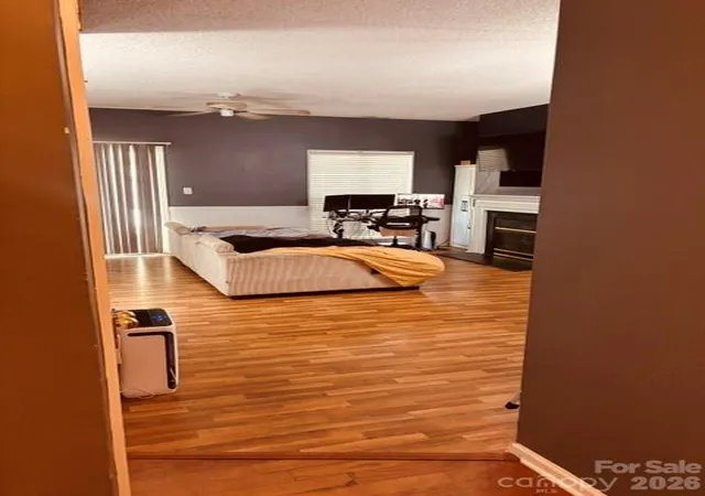 Photo 2 of Townhouse for sale at 6376 Mallard View Ln, Charlotte, NC 28269 | MLS# 4432128 | Listing updated on 2026-10-07