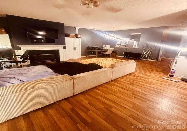 Photo 4 of Townhouse for sale at 6376 Mallard View Ln, Charlotte, NC 28269 | MLS# 4432128 | Listing updated on 2026-10-07