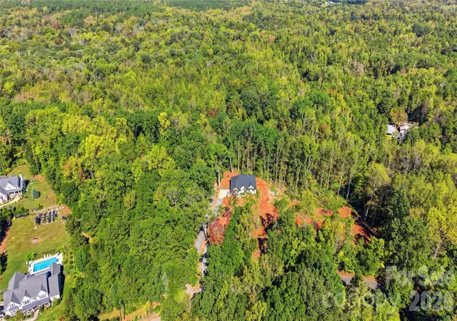 Photo 2 of Single family home for sale at 10120 Mini Ranch Rd, Waxhaw, NC 28173 | MLS# 4432131 | Listing updated on 2026-10-17