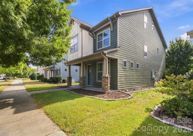 Photo 1 of Single family home for sale at 1251 Badger Ct, Charlotte, NC 28206 | MLS# 4432140 | Listing updated on 2026-10-07