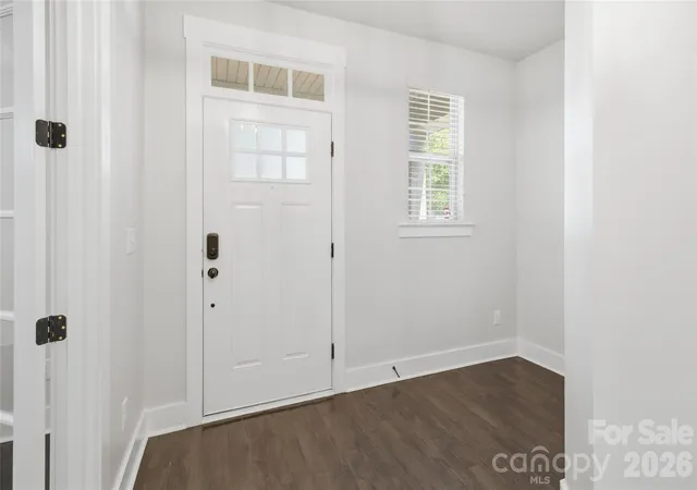 Photo 3 of Single family home for sale at 1251 Badger Ct, Charlotte, NC 28206 | MLS# 4432140 | Listing updated on 2026-10-07