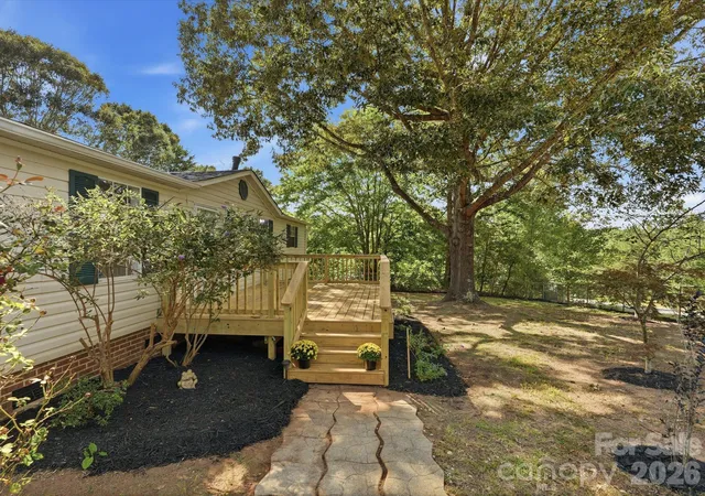 Photo 1 of Single family home for sale at 405 Marie Ct, York, SC 29745 | MLS# 4432143 | Listing updated on 2026-10-08