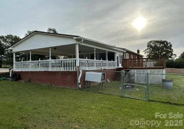 Photo 2 of Single family home for sale at 292 Old Henrietta Rd, Forest City, NC 28043 | MLS# 4432146 | Listing updated on 2026-10-12