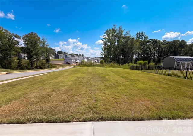 Photo 4 of Single family home for sale at 3049 Sassafras Trl, Gastonia, NC 28056 | MLS# 4432151 | Listing updated on 2026-10-07
