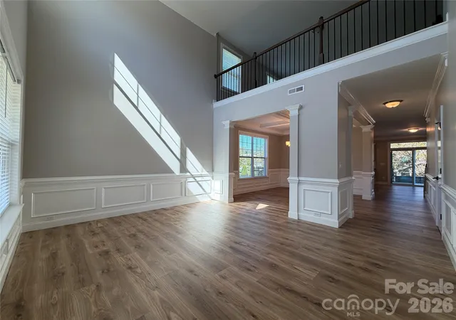 Photo 3 of Single family home for sale at 162 Blueview Rd, Mooresville, NC 28117 | MLS# 4432152 | Listing updated on 2026-10-07
