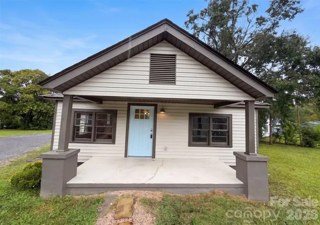 Photo 1 of Single family home for sale at 103 Southside Cir, Lancaster, SC 29720 | MLS# 4432176 | Listing updated on 2026-10-08