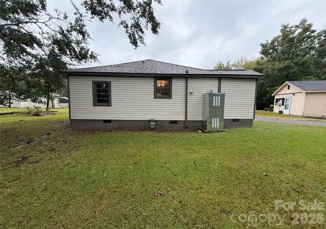 Photo 4 of Single family home for sale at 103 Southside Cir, Lancaster, SC 29720 | MLS# 4432176 | Listing updated on 2026-10-08