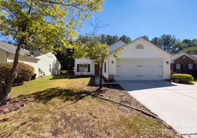 Single family home for sale at 10526 Glory Meadow Ct, Charlotte, NC 28278 | MLS# 4432181