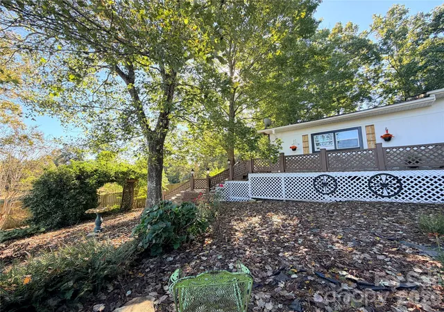 Photo 4 of Single family home for sale at 9893 Nc 226 S, Nebo, NC 28761 | MLS# 4432185 | Listing updated on 2026-10-08