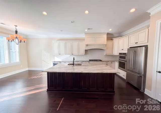 Photo 2 of Single family home for sale at 14629 Glen Valley Ct, Charlotte, NC 28278 | MLS# 4432187 | Listing updated on 2026-10-07