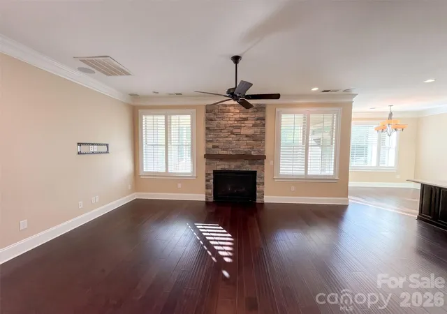 Photo 3 of Single family home for sale at 14629 Glen Valley Ct, Charlotte, NC 28278 | MLS# 4432187 | Listing updated on 2026-10-07