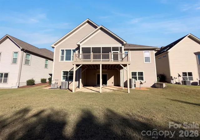 Photo 4 of Single family home for sale at 14629 Glen Valley Ct, Charlotte, NC 28278 | MLS# 4432187 | Listing updated on 2026-10-07