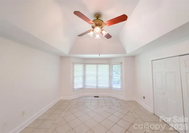 Photo 3 of Single family home for sale at 5406 Clb View Dr, Concord, NC 28025 | MLS# 4432194 | Listing updated on 2026-10-07
