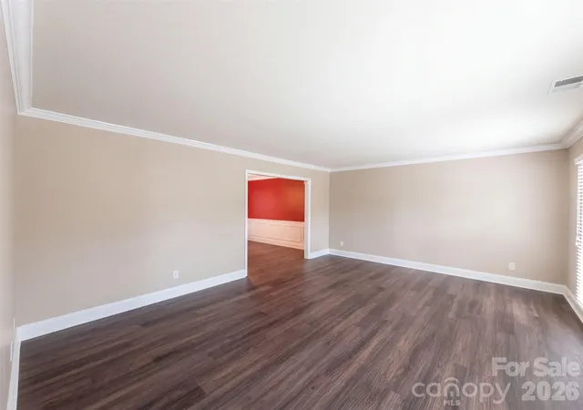 Photo 3 of Single family home for sale at 201 Wainsley Pl, Matthews, NC 28105 | MLS# 4432195 | Listing updated on 2026-10-07