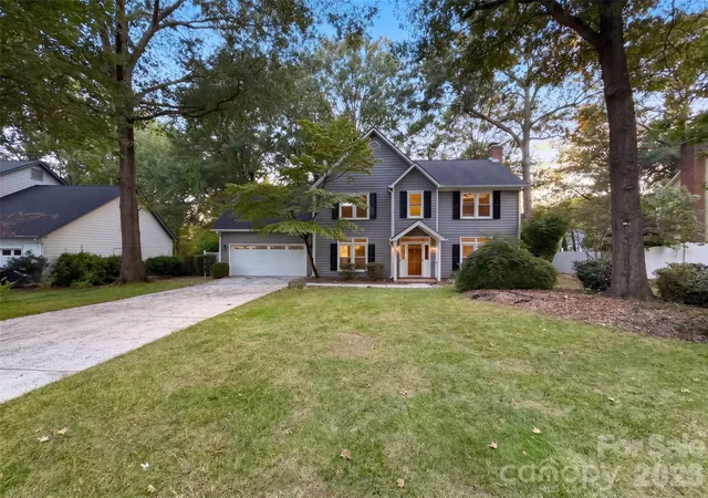 Single family home for sale at 2315 Heathershire Ln, Matthews, NC 28105 | MLS# 4432198