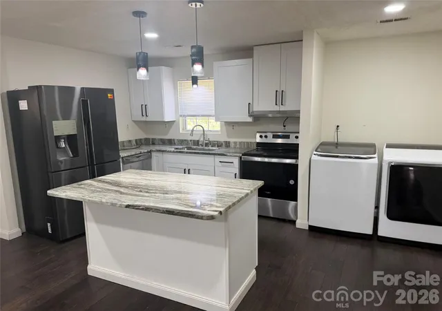 Photo 3 of Single family home for sale at 104 E Clairborne St, Blacksburg, SC 29702 | MLS# 4432204 | Listing updated on 2026-10-08