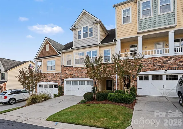 Photo 2 of Townhouse for sale at 114 Inlet Point Dr, Fort Mill, SC 29708 | MLS# 4432207 | Listing updated on 2026-10-09