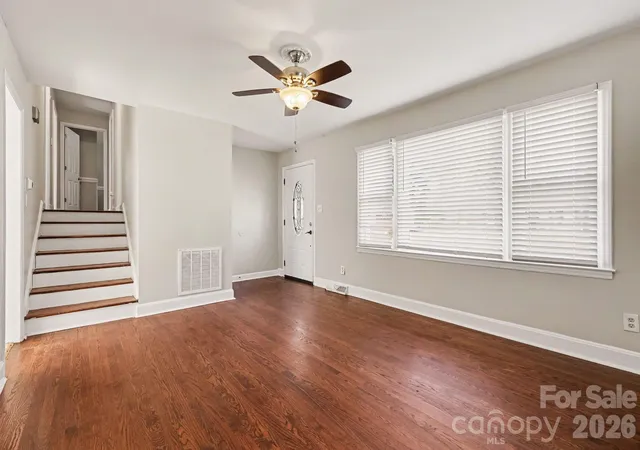 Photo 3 of Single family home for sale at 3108 Rosehill Dr, Charlotte, NC 28212 | MLS# 4432213 | Listing updated on 2026-10-21