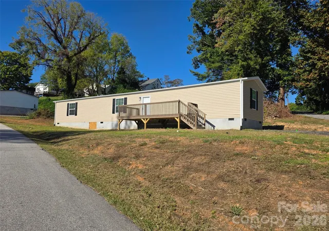 Single family home for sale at 155 4th C St, Marion, NC 28752 | MLS# 4432241 | Listing updated on 2026-10-08